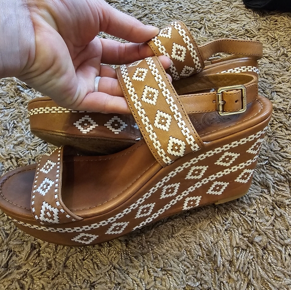 Women's Tory Burch ReenaTan Sandals - Picture 9 of 10